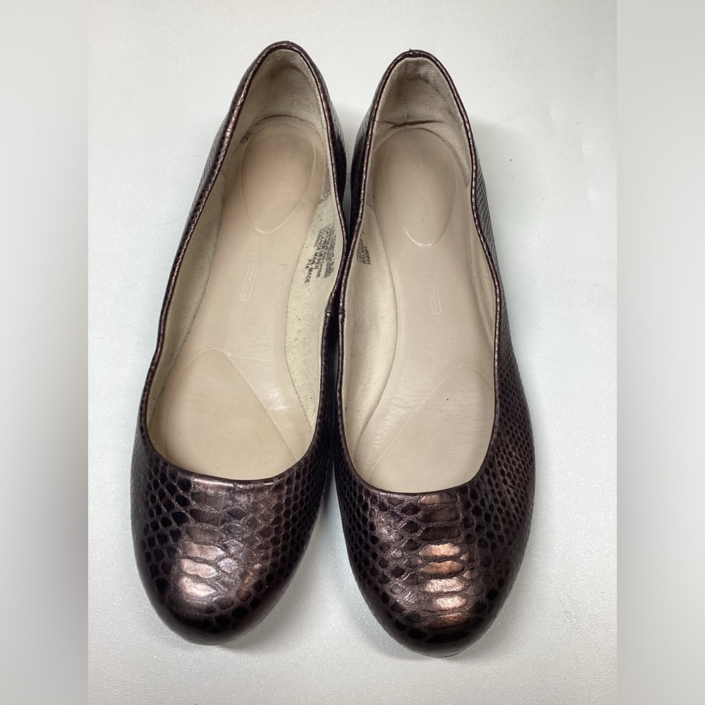 Rockport Metallic Brown Snake Pattern‎ Flats - Picture 3 of 10